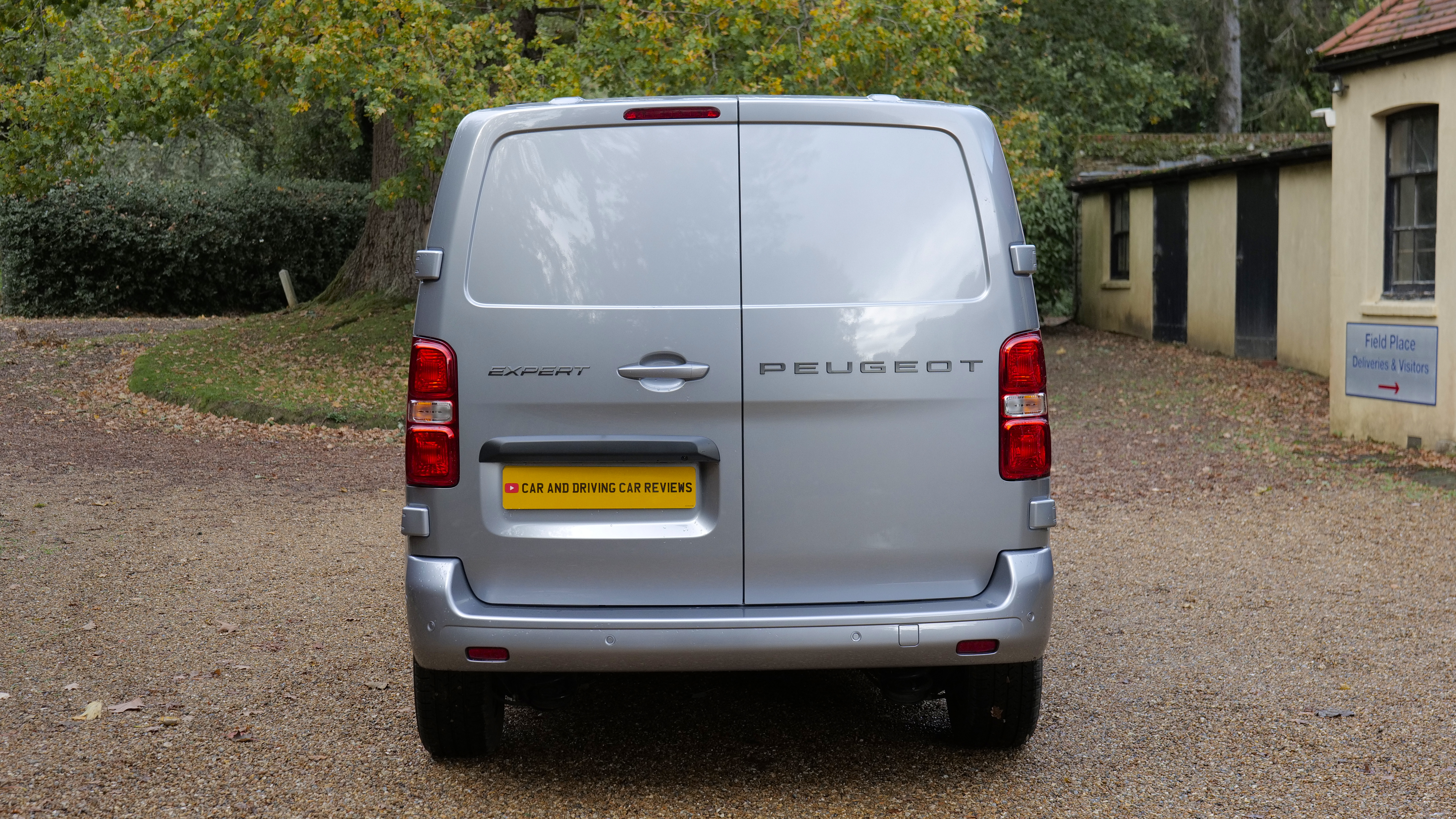 PEUGEOT EXPERT M DIESEL 1.5 BlueHDi 120 Asphalt Van